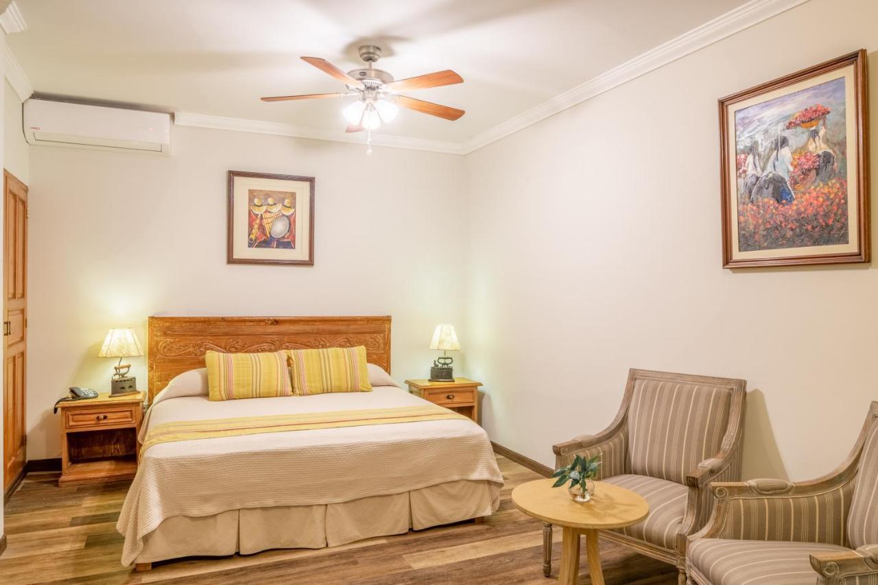 Hotel Antigua Miraflores Lima Bagian luar foto