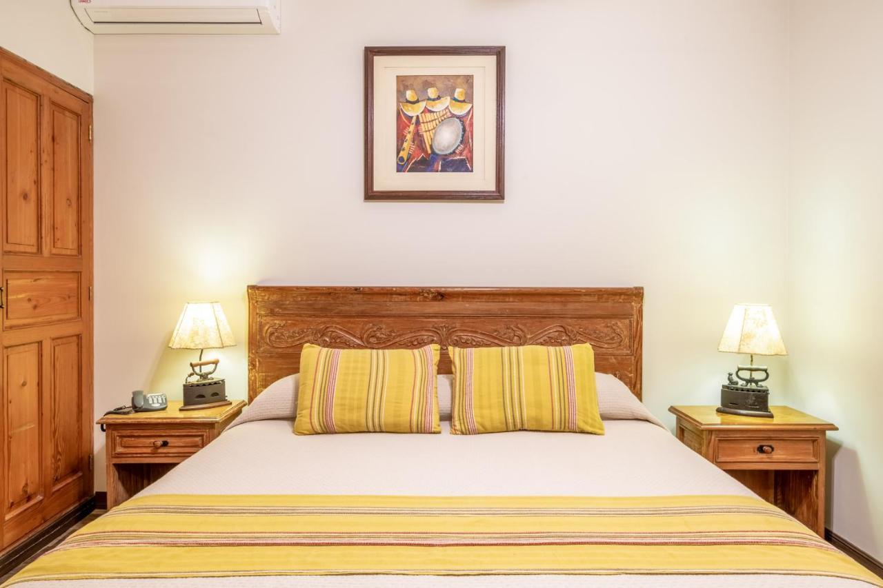 Hotel Antigua Miraflores Lima Bagian luar foto