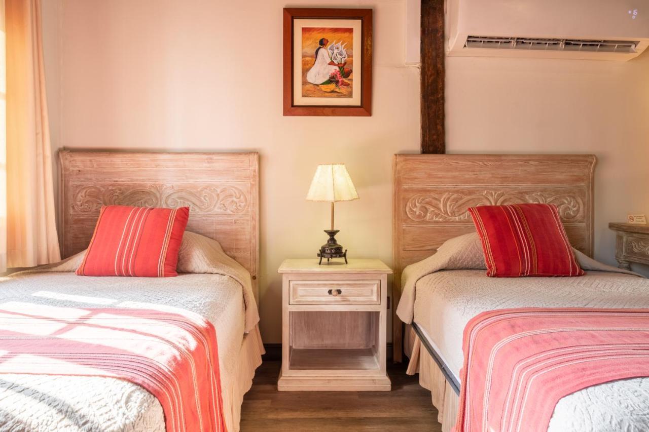 Hotel Antigua Miraflores Lima Bagian luar foto